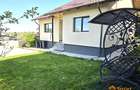 Proprietatea Breazu , teren 624mp, 2 case , beci , asfalt - 1