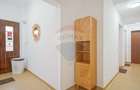 Casă cu 2 apartamente în Brasov, investiție sigură sau căminul ideal - 19