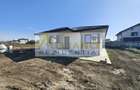 Casa parter | Str. Miorita | 4 camere | Teren 463 mp | La 5 minute de bulevard - 1