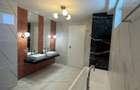 Vila  6 camere de inchiriat - 15