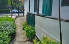 Vanzare locatie cu potential, casa si curte, zona Onix. - 4
