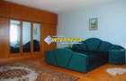 Casa superba de vanzare cu 8 camere in Alba Iulia zona Centrala - 2
