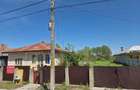 Casă bătrânească + teren intravilan total 3.000 mp - 2