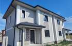 Duplex separat prin CT - Toate utilitatile - zona populata - 1