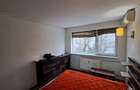 Apartament 3 camere, renovat, poziție retrasă (nu la bulevard) – Metrou 500 m - 49