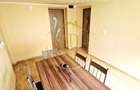 Vand casa recent renovata cu 900 mp curte si gradina in Carpinis - 8
