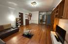 Inchiriez apartament 2 camere, proaspat renovat, cu loc de parcare subteran  - 1