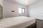 Apartamentul Tragis – spațios și bine compartimentat – - 24