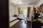 3 camere, decomandat, et 2/8, anvelopat- 13 Septembrie - 8