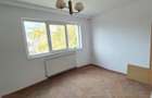 Apartament  3 camere etaj intermediar zona Astra - 4