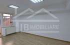 Spatiu comercial, 40 mp, Zona Poli 2 - 3