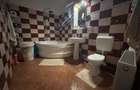 Vila de vanzare cu 2 apartamente individuale in Cartierul 23-metrou Republica - 23