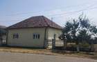 Casă de vanzare, zona centrală, Sanislău, jud. Satu Mare - 1