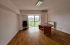 Duplex pe B-ul Unirii, rond Alba Iulia, bloc stradal, vedere mixta