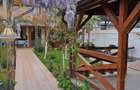 Casă P+1+M de vânzare, 5 camere, foișor, bucătărie de vară, zona Mamaia Sat