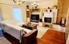 Casa individuala cu 4 camere,200 mp, teren 365 mp,cartier Europa - 1
