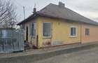 Casa tip parter in Carani - 10