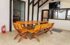 Vilă 5 dormitoare, 4 băi, 2 248mp teren, piscină. Preț: 229 000 E. - 13