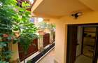 Casă Renovată, Mobilată, cu Terasă și Intimitate – 0% Comision - zona Scheii - 3