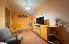Apartament 3 camere, decomandat - Str. Semaforului - 9
