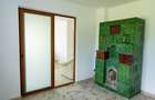Casă renovată, spațiu pentru familie și grădină - Moinesti - 11