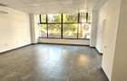 Spatiu comercial modernizat 98mp. 10ml.vitrina, Poarta 6 - 4