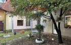Apartament ultracentral cu curte, 2 unități locative. Str. Pitesti - 1