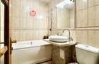 SE VINDE Apartament cu 3camere pe 2 nivele, in zona centrala din Falticeni, SV - 8