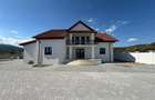 Vila deosebita Parter + Mansarda de vanzare in Odobesti - 2