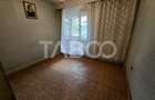 Apartament decomandat 4 camere 4 balcoane 2 bai etaj 1 Central Sibiu - 16