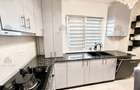 Apartament 2 camere decomandat, mobilat, cu loc de parcare - 1