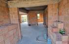 Se vinde casa la rosu, sat  Malaiesti jud. Prahova , pret 72000 euro negociabil - 4