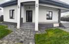 Casa individuala pe parter, zona Izvor - 2