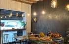 Bistro , cafenea la cheie  ultracentral