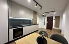 Apartament 3 camere modern, cu terasă și parcare – zonă Centrală - 1
