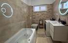 Apartament decomandat cu 3 camere 2 bai in Selimbar - 9
