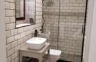 Case alăturate cu grădină, parcare și potențial comercial în Elisabetin