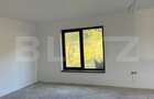 Casă modernă cu garaj, terasă, balcon și curte spațioasă - 2