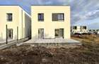 Jumatate de duplex cu 5 camere de vanzare, despartit, Dumbravita - 1