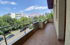 Casa / Vila cu 8 camere de închiriat în zona Aviatiei - 17