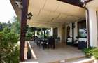 Vila Snagov lac pretabil rezidential /business - 15