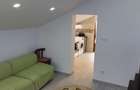 Închiriere apartament la casă  - 2