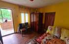 Casa de vanzare intr o zona linistita la 150m de strada principala - 7