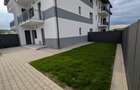 De vanzare apartament 2 camere si curte proprie 90 mp - 1