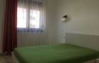 Proprietar, închiriez apartament 3 camere  - 5