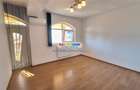 Apartament 3 camere 80 mp | Parcare - Curte  | M. Aparatorii Patriei | - 1