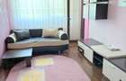 De vanzare apartament cu 3 camere, micro 38, et. 3, 63.000 euro - 1