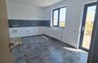 Vila cu 4 camere,2 bai,finisaje deosebite,curte 330 mp - 6