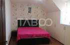 Apartament 3 camere decomandat cu balcon de inchiriat - 2