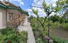 Casa paianta locuibila. Teren 1772 mp, desch. 30 ml. Asfalt, curent, apa, canal. - 3